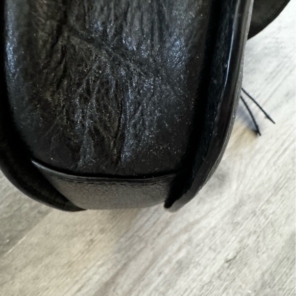 Tory Burch - Authentic Leather Crescent Crossbody Bag with Tory Dust Bag - Picture 13 of 15